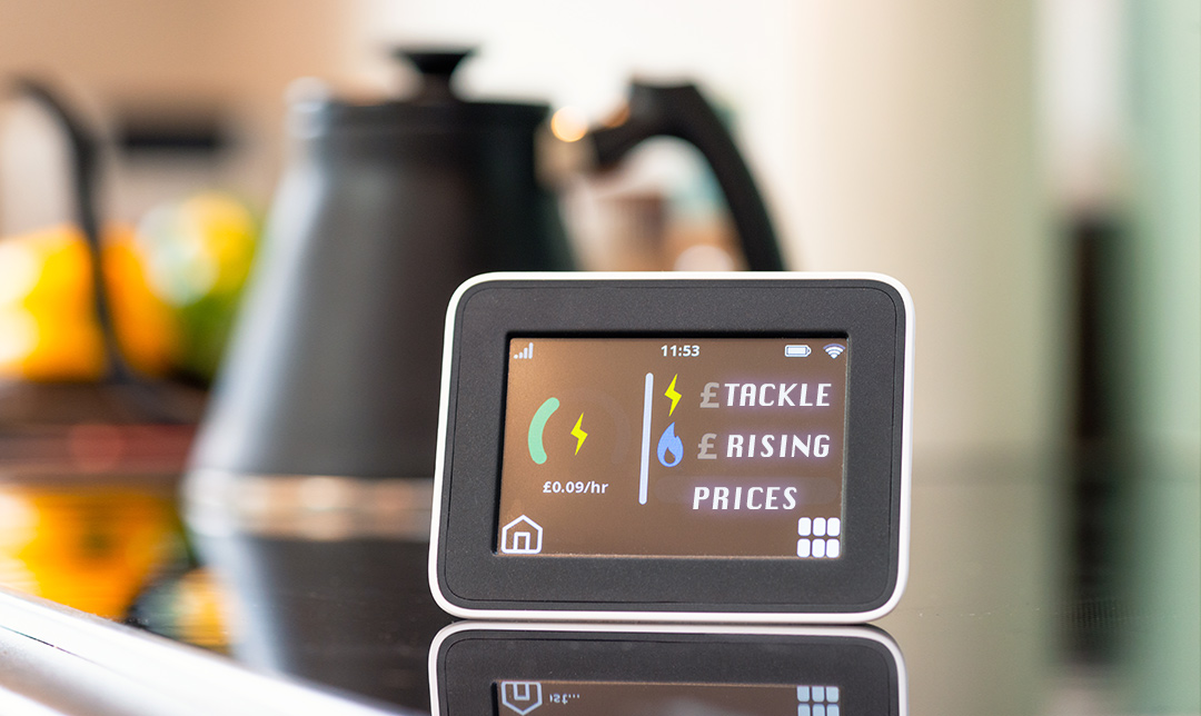 Energy smart meter reading 'tackle rising prices'